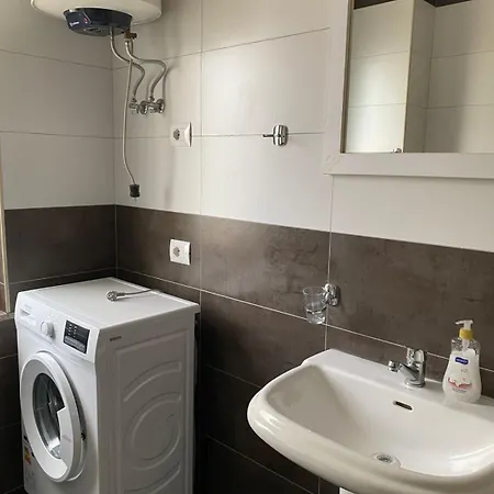 Lis - Apartament Shëngjin